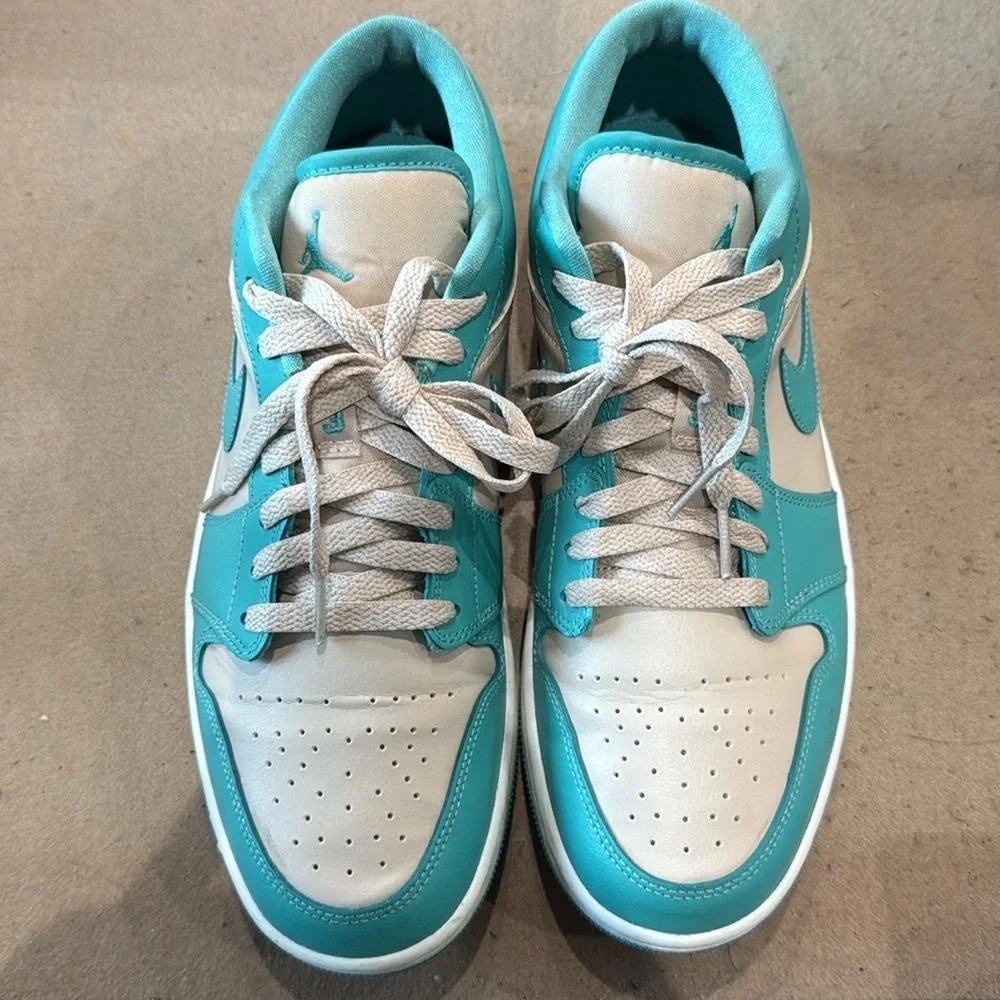 Men’s jordan 1 low new emerald and white